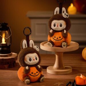 LABUBU HAPPY HALLOWEEN PARTY SERIES SITTING PUMPKIN KEYCHAIN - Image 2