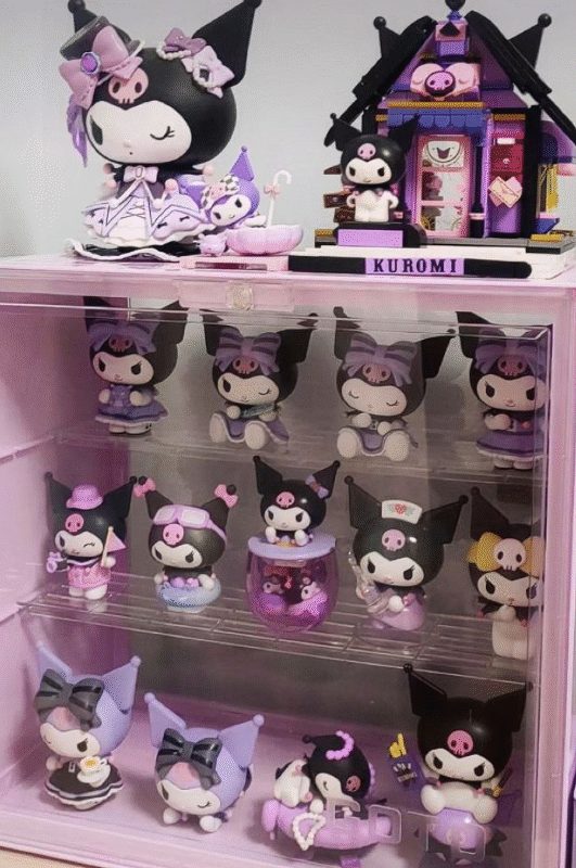 Kuromi Family